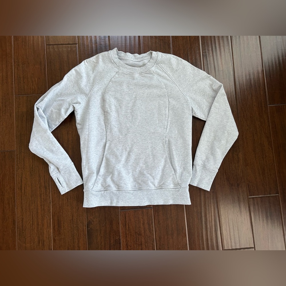 Lululemon Scuba Crew 
Grey 
Size 8